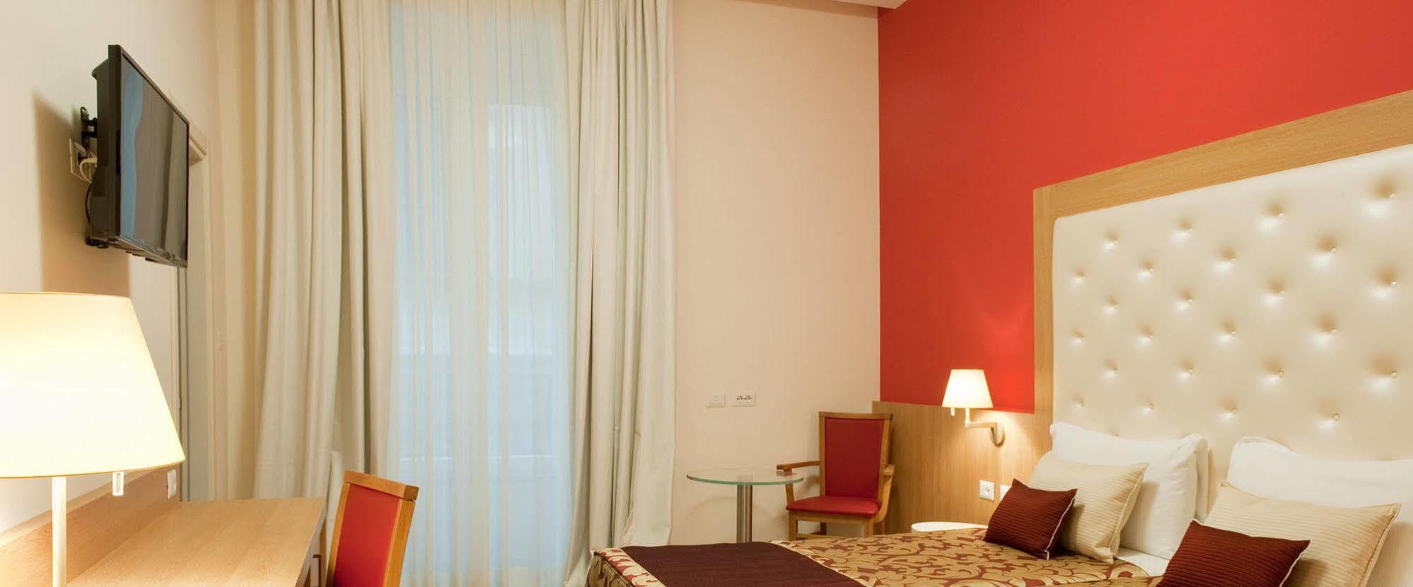Navona Luxury Guesthouse Rome Extérieur photo